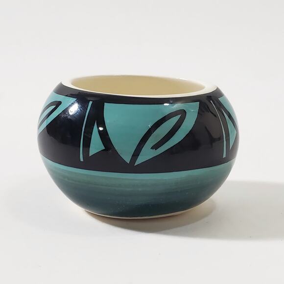 Vintage Ute Mountain Tribe Pottery Vase Bowl Ruth Root E19 - Picture 1 of 5